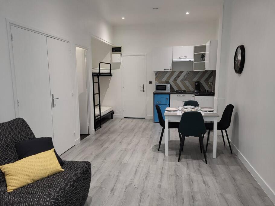 Grand Studio Refait A Neuf Centre-Ville La Bourboule Exterior photo